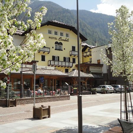 Hotel Cevedale Living Romance Hotel โกโกโล ภายนอก รูปภาพ