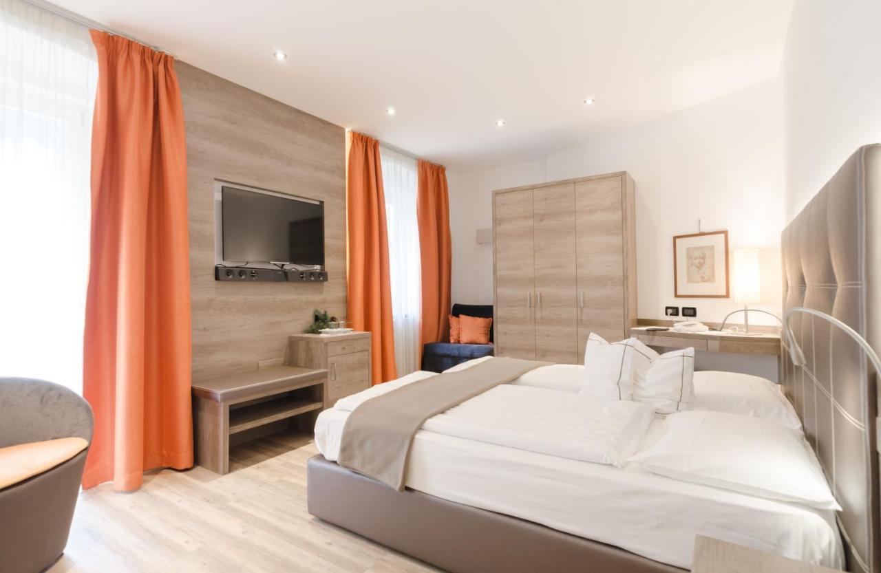 Hotel Cevedale Living Romance Hotel โกโกโล ภายนอก รูปภาพ